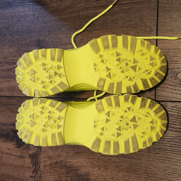 Chunky Lug Neon Sneakers - Picture 14 of 16
